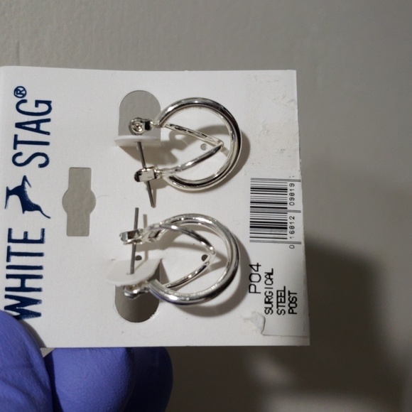 Women's Stylish Polished Silver-tone Double Hoops Design Earrings, 0.75-inch - Picture 3 of 4